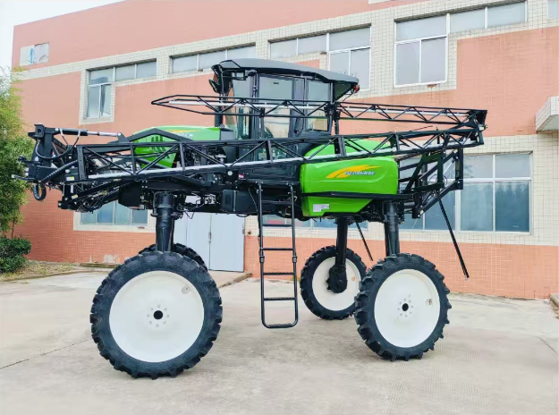 Pulverizador de pluma autopropulsado 3WPZ-1300BJ(G4)